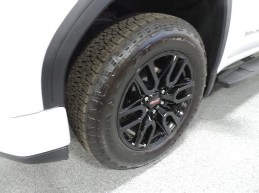 2025 White GMC Sierra 021