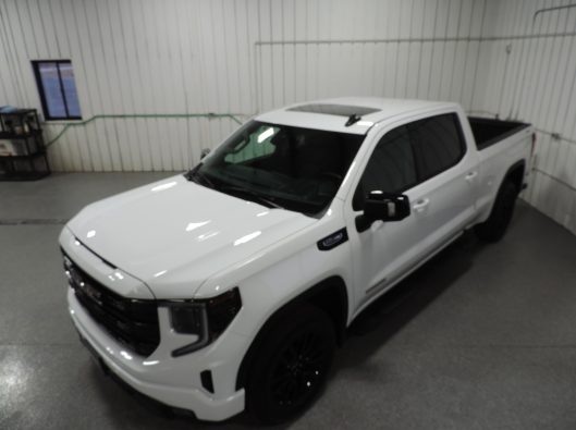 2025 White GMC Sierra 024