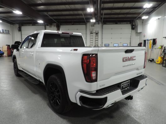 2025 White GMC Sierra 026