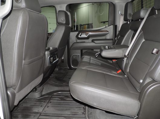 2025 White GMC Sierra 040