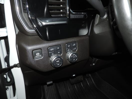 2025 White GMC Sierra 047