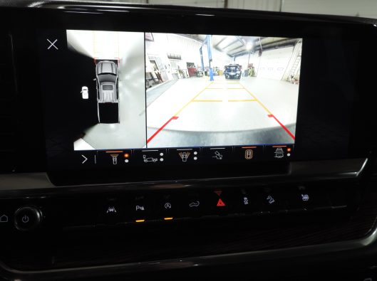 2025 White GMC Sierra 052