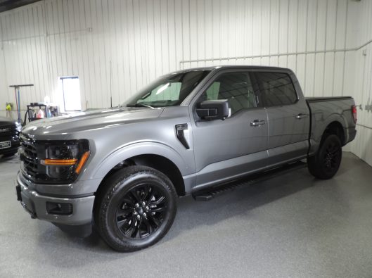 2024 Ford F150 Crew gray 003