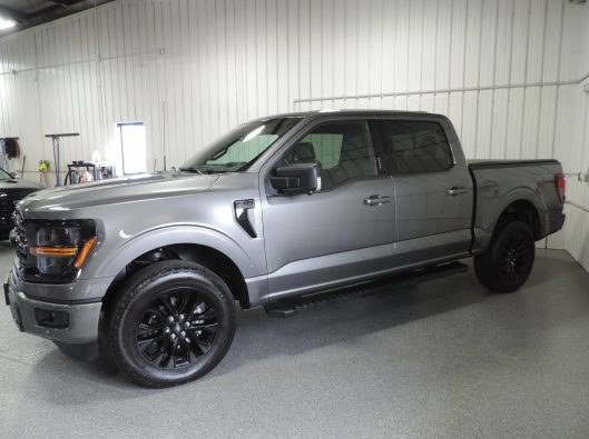 2024 Ford F150 Crew gray 004