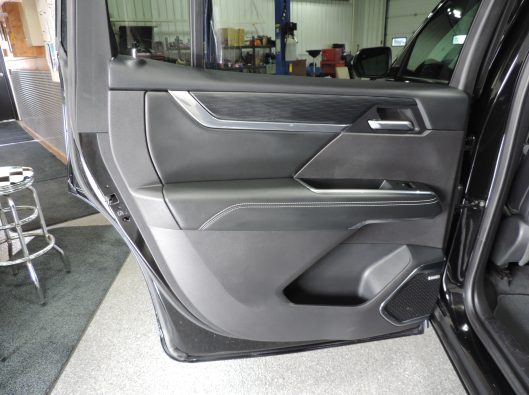 2025 GMC Acadia Elevatoin 033