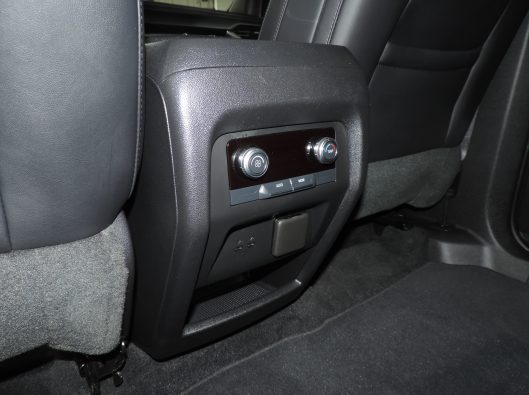 2025 GMC Acadia Elevatoin 036